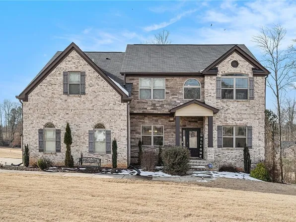 105 Couch Ct, Fayetteville, GA 30214