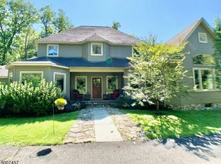 59 E Shore Culver Rd, Branchville, NJ 07826