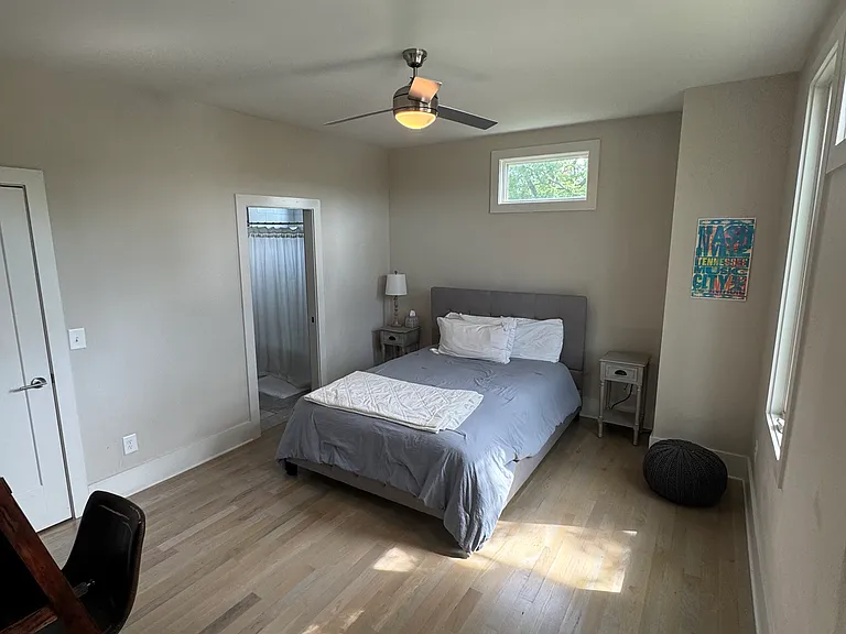 1305-1305D Pillow St #D — Photo 15