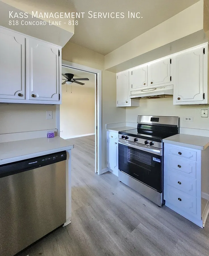 Floor plan 818