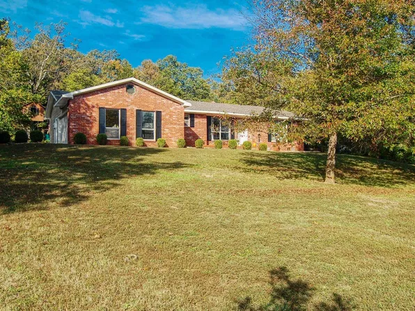 143 Chisum Dr, Mountain Home, AR 72653