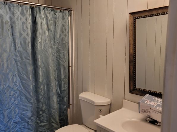 208 Elm Ln #A, Camden, AR 71701