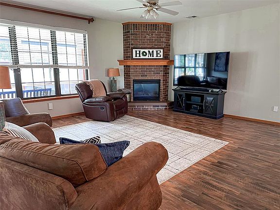 5th image of 1820 Tudor Pl