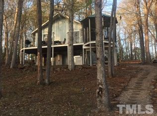 233 Hummingbird Ln, Macon, NC 27551