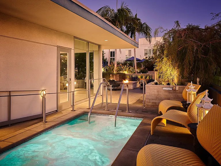Angelene Apartments — Photo 6