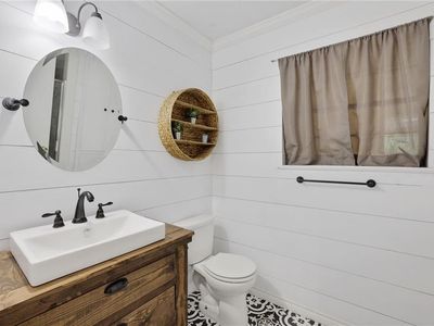 2305 Gladnell St, Taylor, TX, 76574