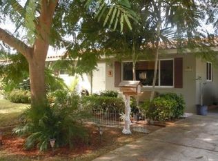 585 NW 16th Ave, Boca Raton, FL 33486