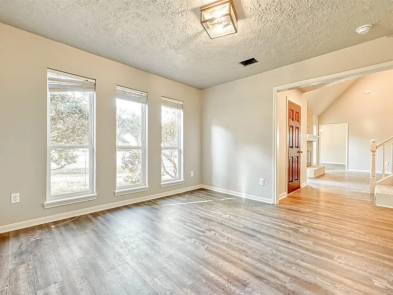 3615 Highfalls Dr — Photo 6