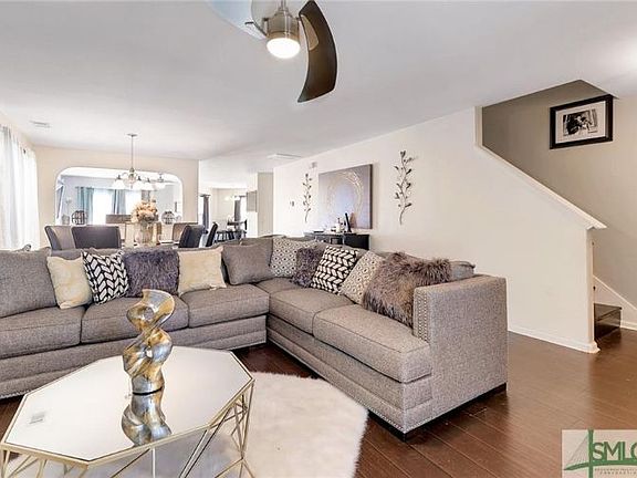 5th image of 4 Miller Park Cir