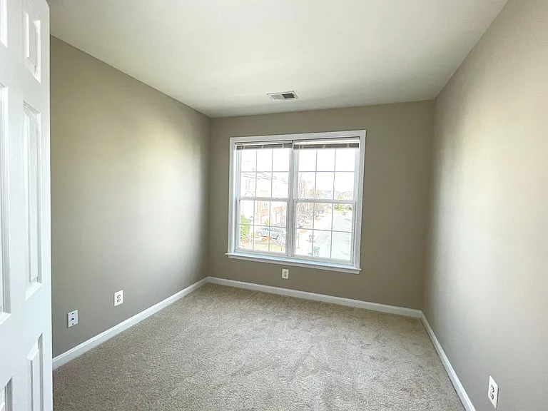 8203 Singleleaf Ln — Photo 25