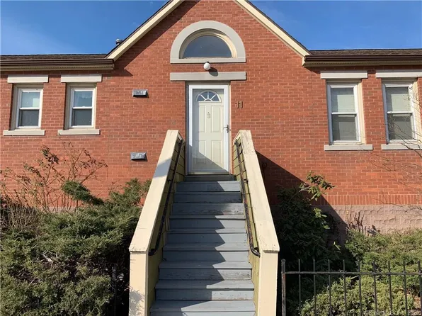 11 Dean St, Hartford, CT 06114