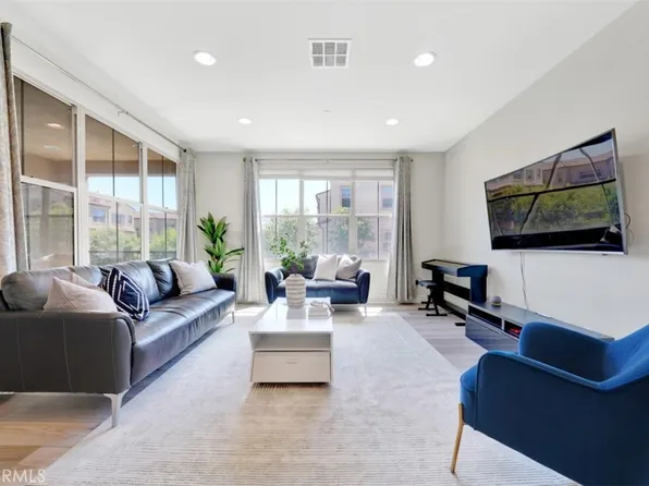 92 Capricorn, Irvine, CA 92618
