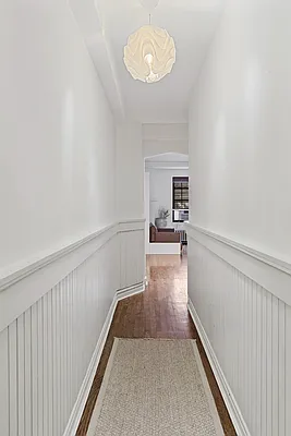 Rented by Compass | media 22