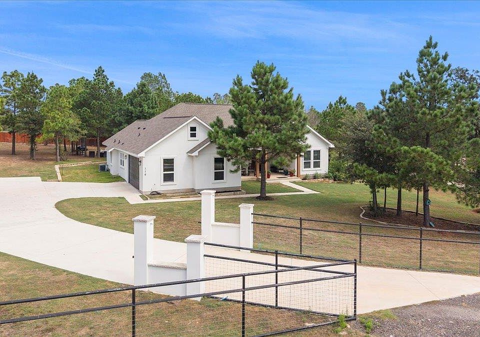 1st image of 116 Brahman Ct