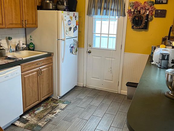 5th image of 31 Poppy Ln