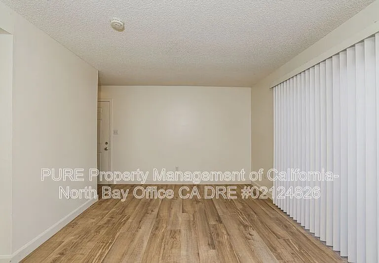 1645 Slater St #B5 — Photo 8