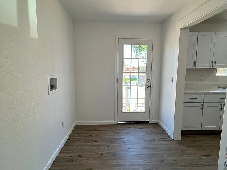 28549 Avenue 13 1/4 — Photo 4
