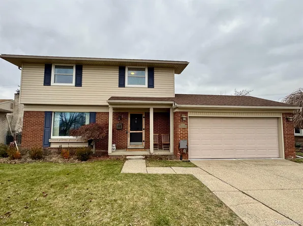 13158 Kimberly St, Southgate, MI 48195