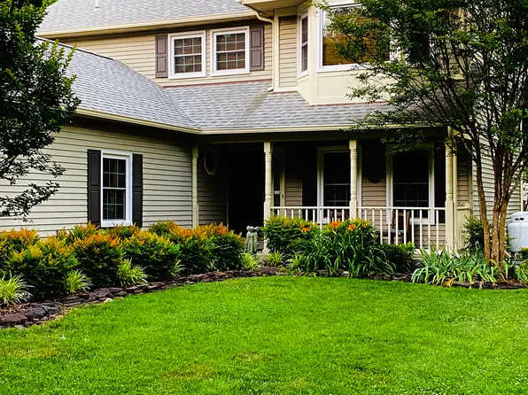 6306 Fur Seal Ct, Waldorf, MD 20603