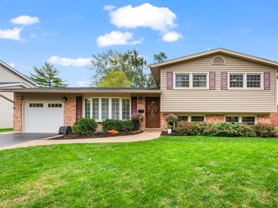 215 W Hintz Rd, Arlington Heights, IL, 60004