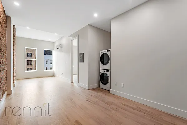 Rented by Rennit Inc. | media 6