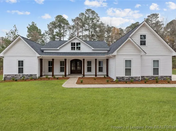 558 Slocomb Rd, Fayetteville, NC 28311