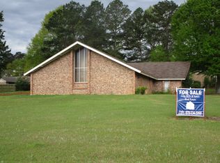 1911 Vera, Magnolia, AR 71753