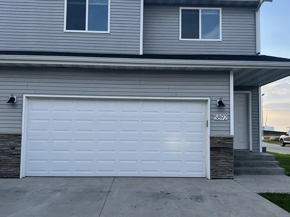 5892 36th St S, Fargo, ND 58104