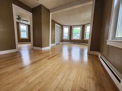 46 Willis St #3 Photo 1