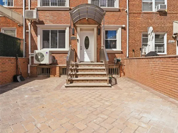 10525 63rd Drive, Forest Hills, NY 11375