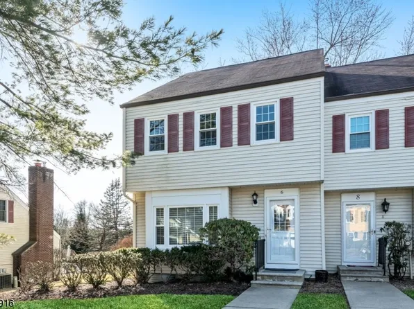 6 Pembroke Dr, Mendham Boro, NJ 07945