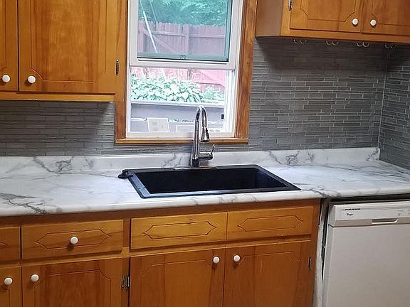 2nd image of 1861 Chelton Ave