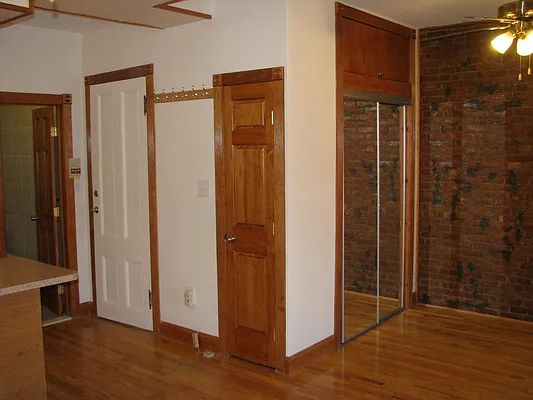 Rented by Flateau Realty | media 8