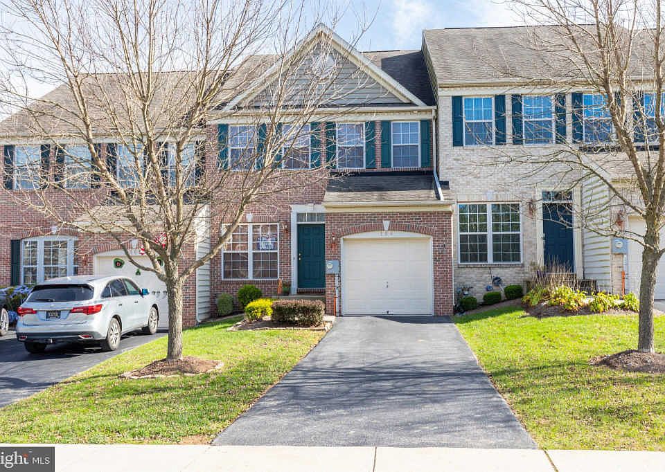 1st image of 164 Penns Manor Dr