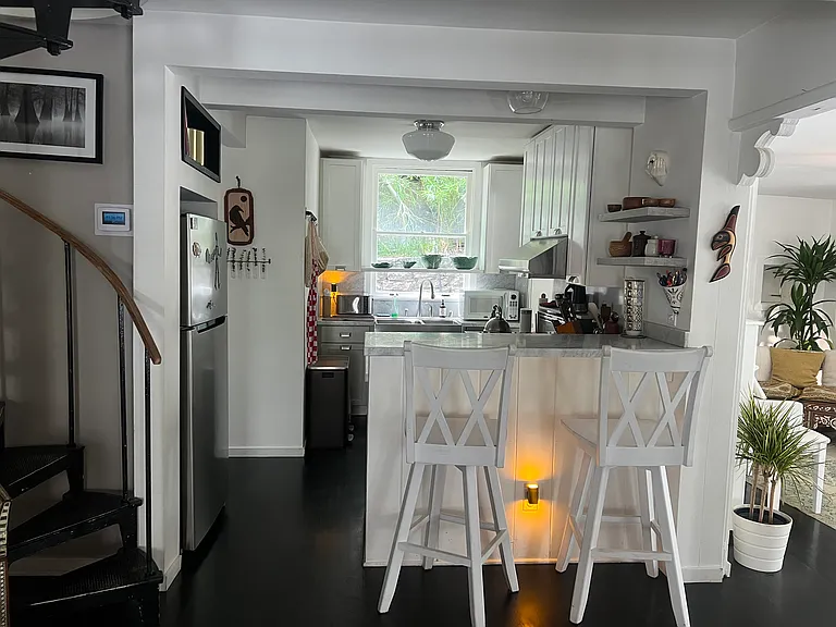 6184 Glen Oak St — Photo 31
