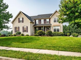 138 Fox Run Dr, Collegeville, PA 19426