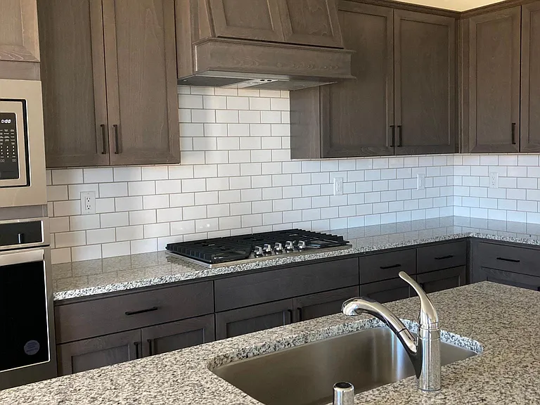 15016 Winslow Way — Photo 4