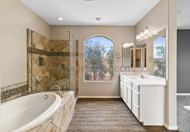 888 N Imperial Pl — Photo 26