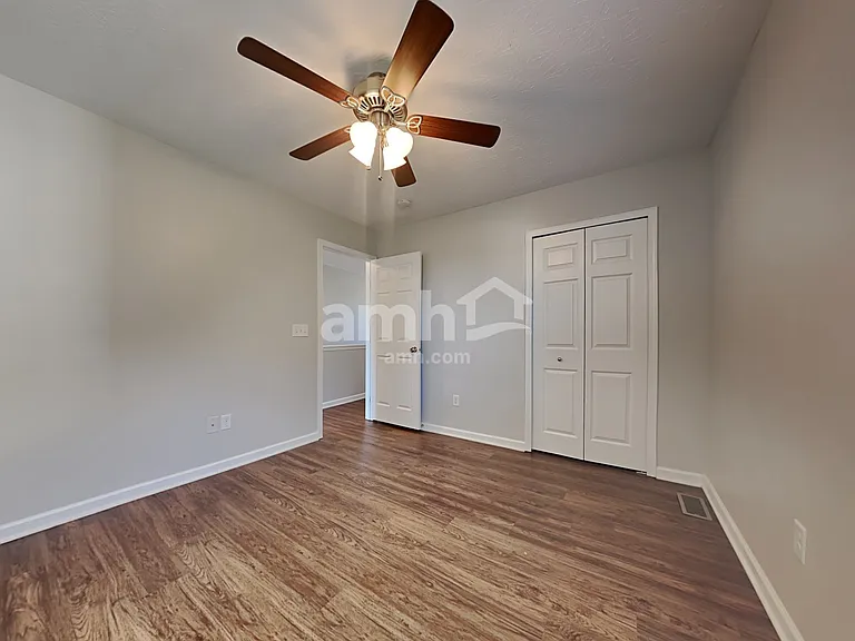 5212 Man O War Dr — Photo 14