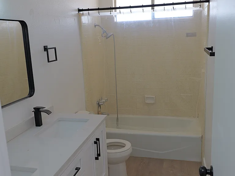 20997 Pine Ridge Ave #1 — Photo 19