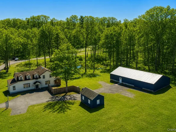 2823 State Route 52, Pine Bush, NY 12566