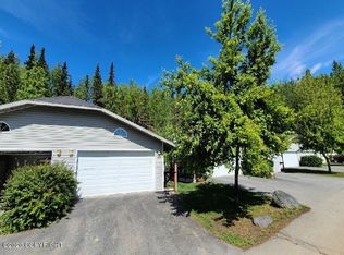 16680 River Heights Loop #41, Eagle River, AK 99577