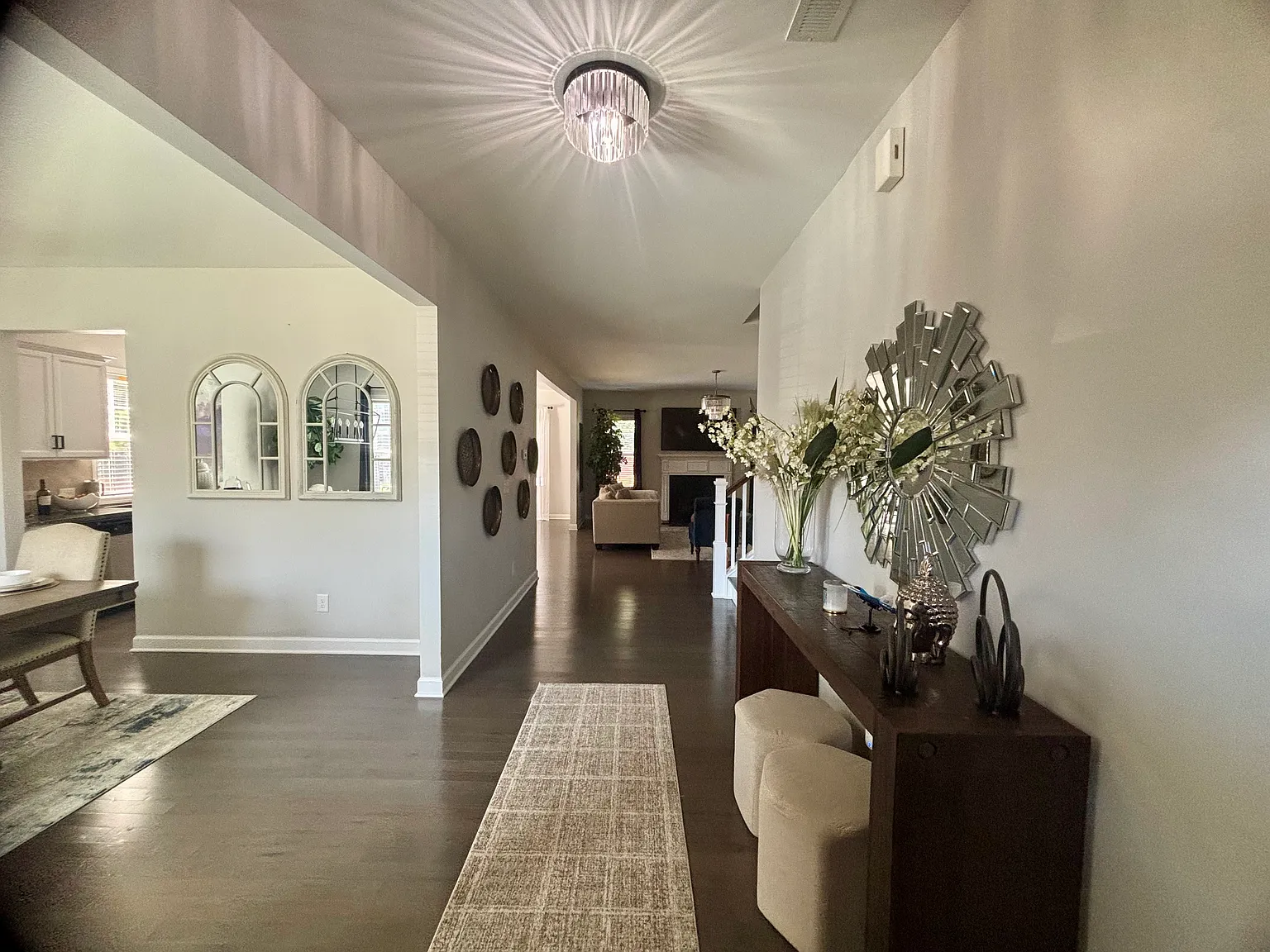 215 Ambergate Dr — Photo 2