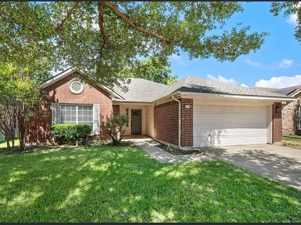 1208 Hanover Dr, Euless, TX 76040