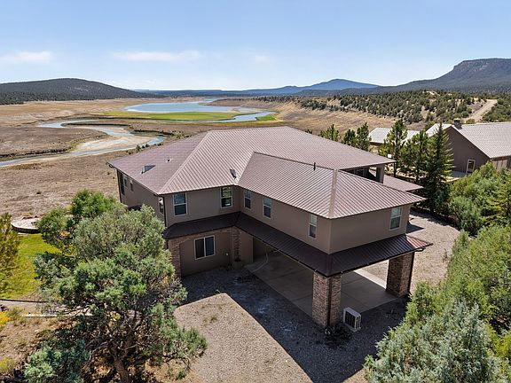 4th image of 824 County Road 322