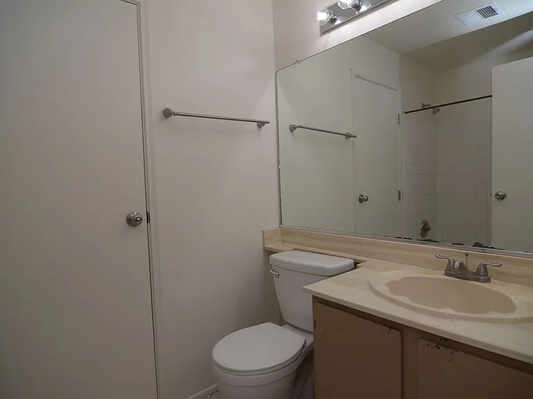 3261 W Avenida Destino — Photo 8