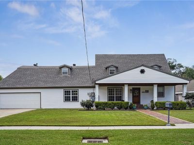 910 Oak Ave, Harahan, LA, 70123