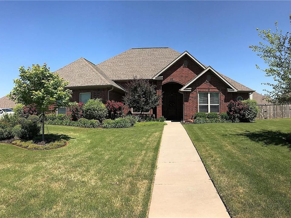 1st image of 4202 E Oakmont Dr