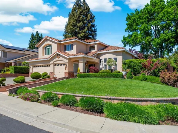 501 Canyon Oak Drive, Vacaville, CA 95688