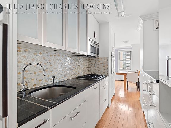 5th image of 155 W 68th St APT 23A